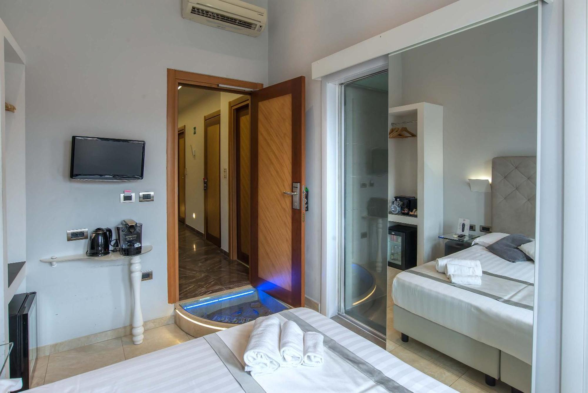 Pantheon Caesar Relais Hotel Рим Стая снимка