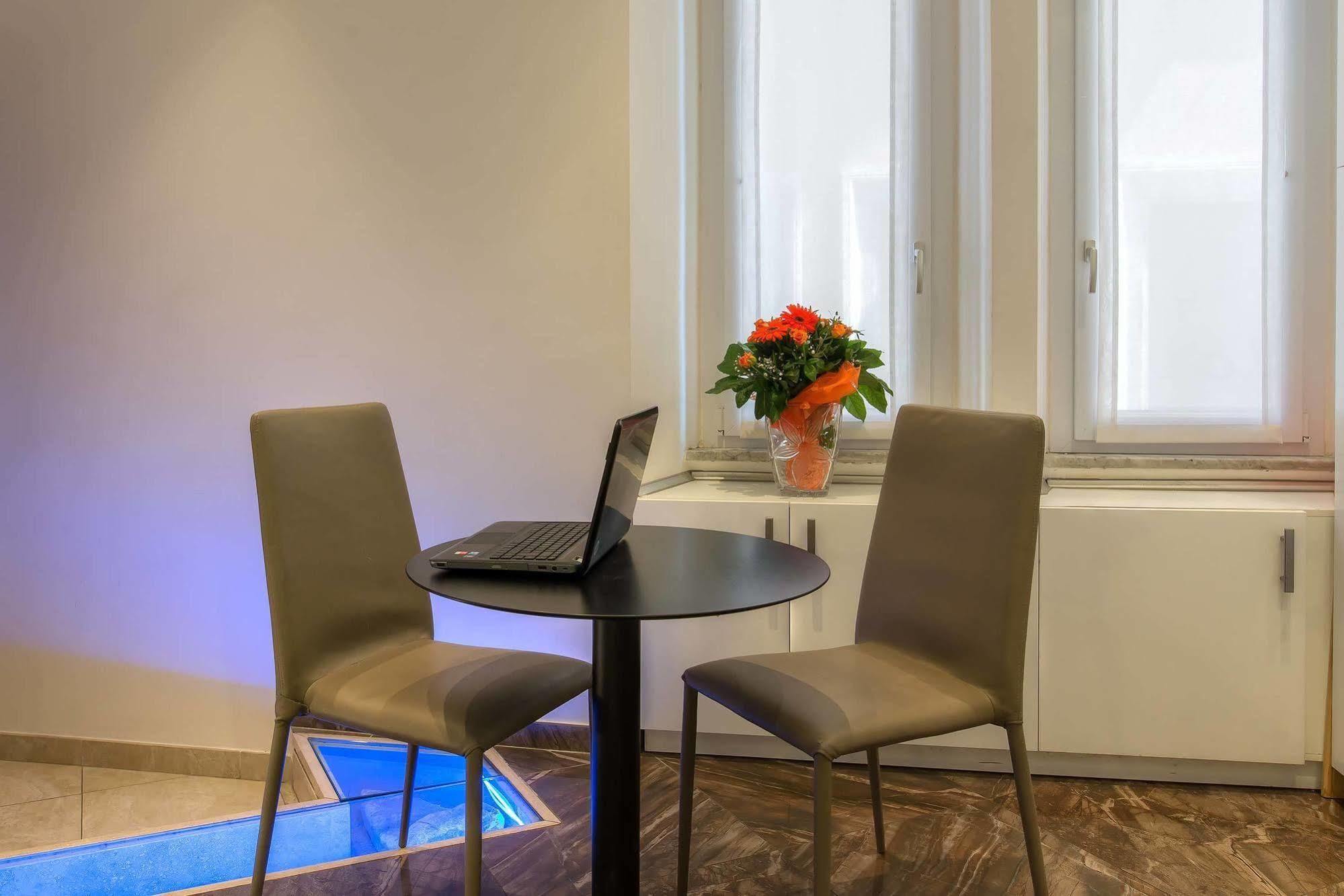 Pantheon Caesar Relais Hotel Рим Екстериор снимка